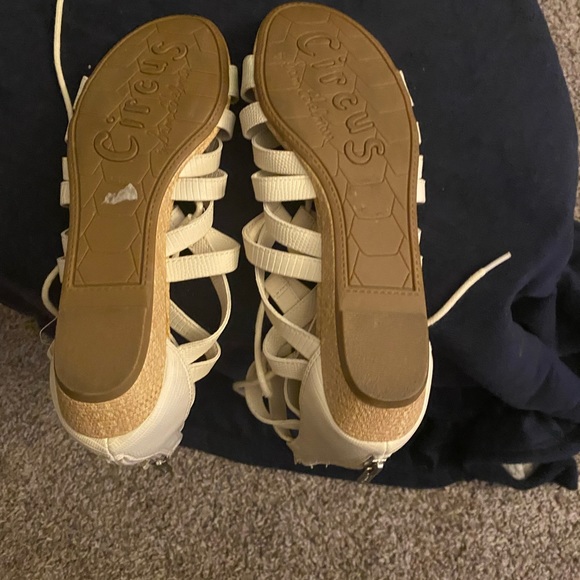 Gladiator sandal, size 9 - Picture 4 of 5